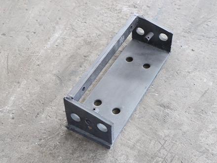 �ΰ������