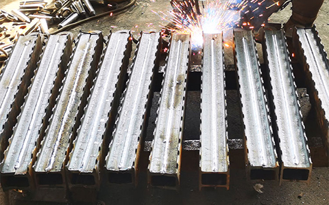 ���ý������� �½Ӷ��� ʮ�ֶ��� һ�ֶ���